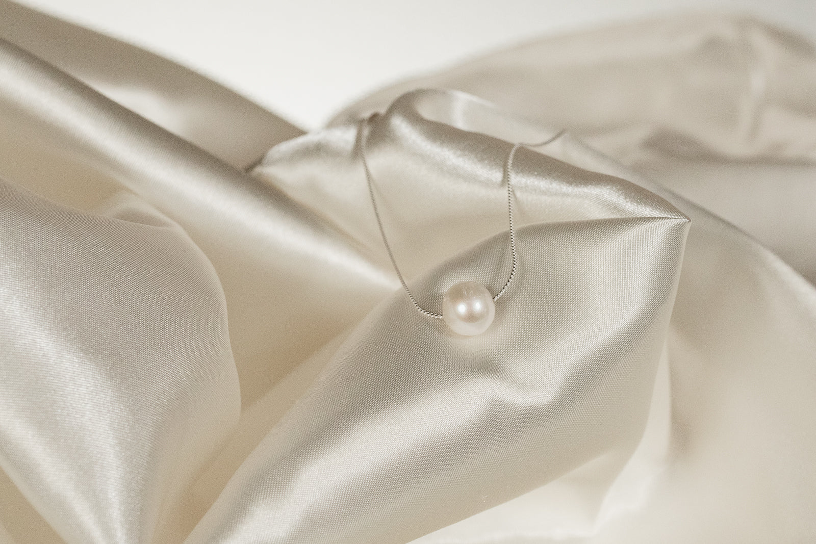 Large Floating Pearl Necklace