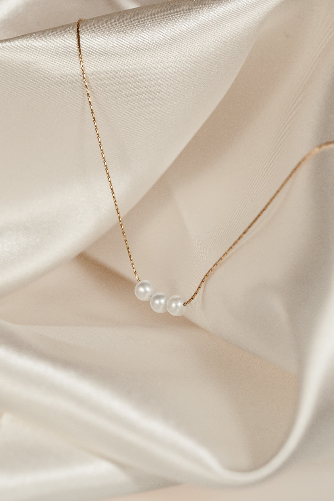 Tiny Floating Pearl Necklace